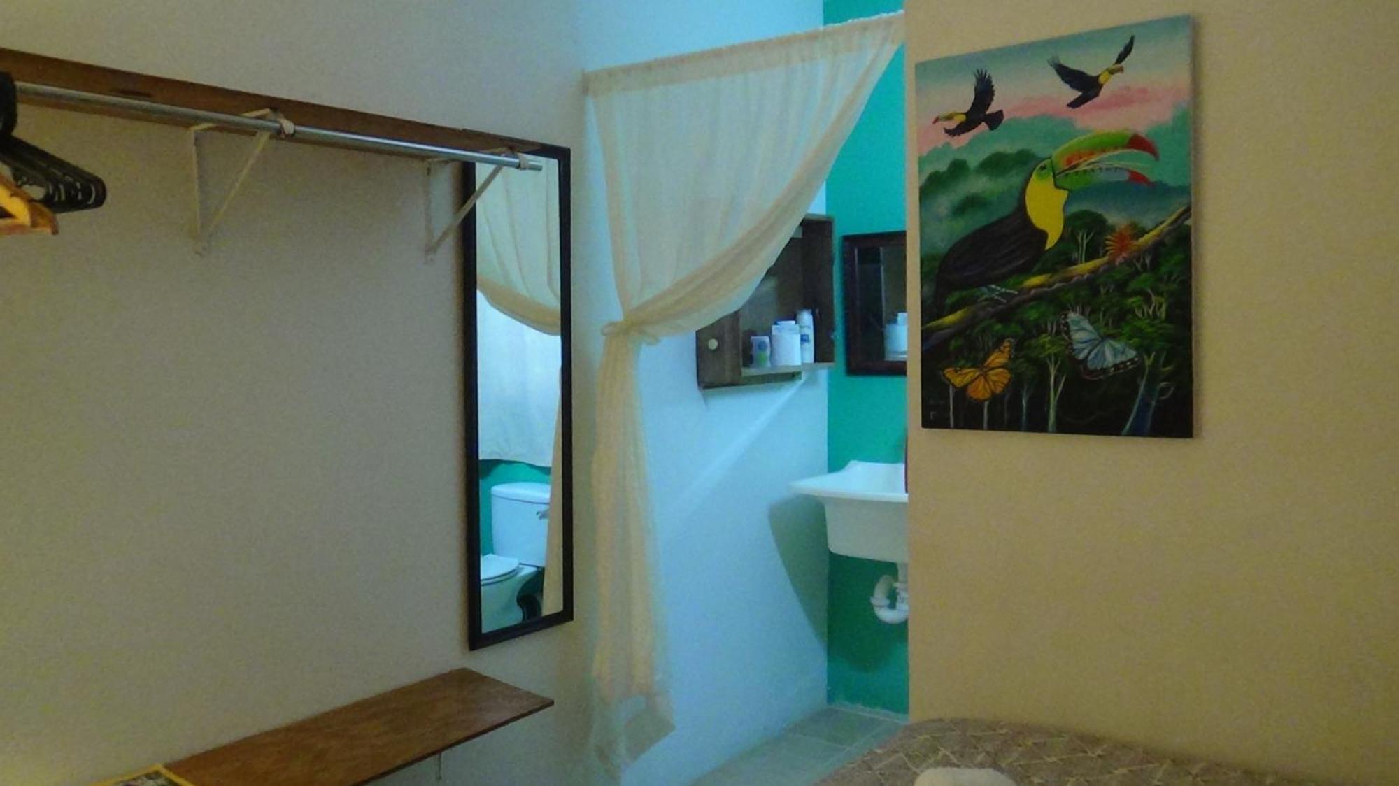 Hacienda Tropical Guest House Belmopan Kamer foto