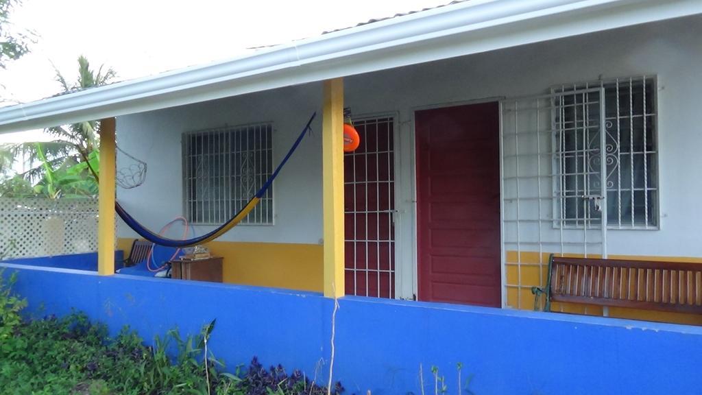 Hacienda Tropical Guest House Belmopan Buitenkant foto