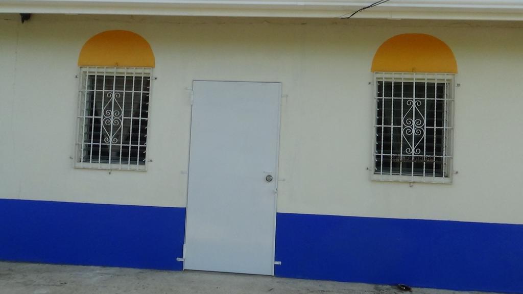 Hacienda Tropical Guest House Belmopan Buitenkant foto