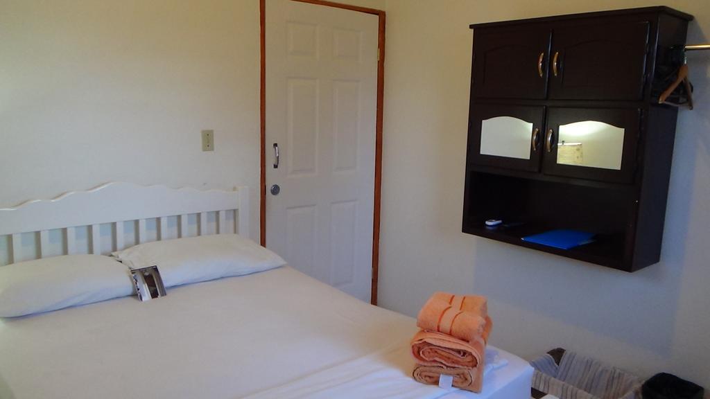Hacienda Tropical Guest House Belmopan Kamer foto